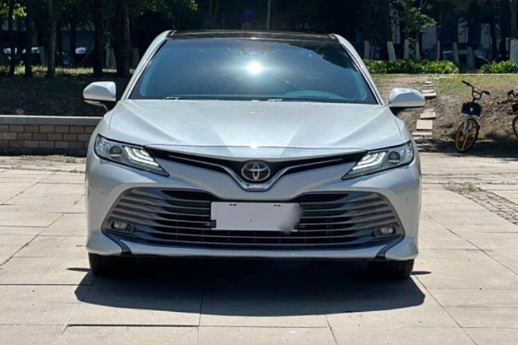 Used Toyota Camry 2018 2.5G Luxury Edition
