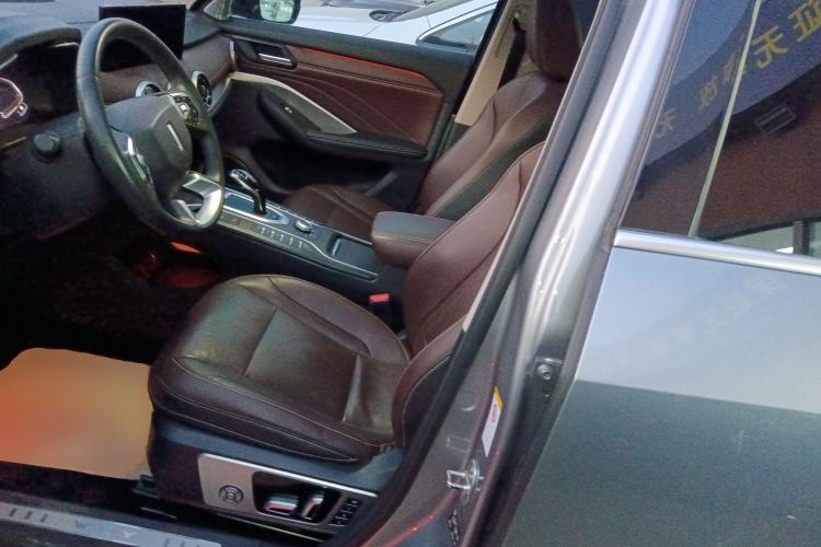 Used Wey VV6 2021 2.0T Two-Wheel Drive Smart Plus