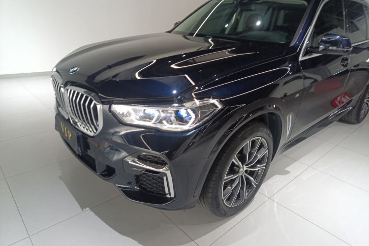 Used BMW X5 2022 Restyled xDrive 30Li Luxury Version M Sport Package