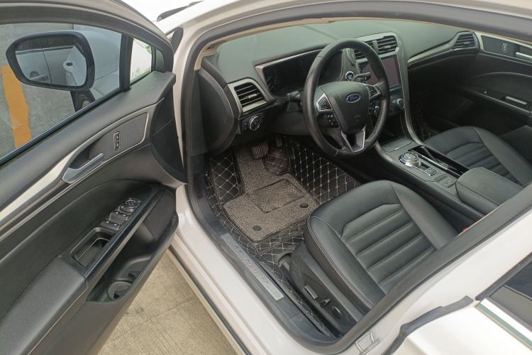 Used Ford Mondeo 2018 EcoBoost 180 Smart Control Fashion Model China VI Standard
