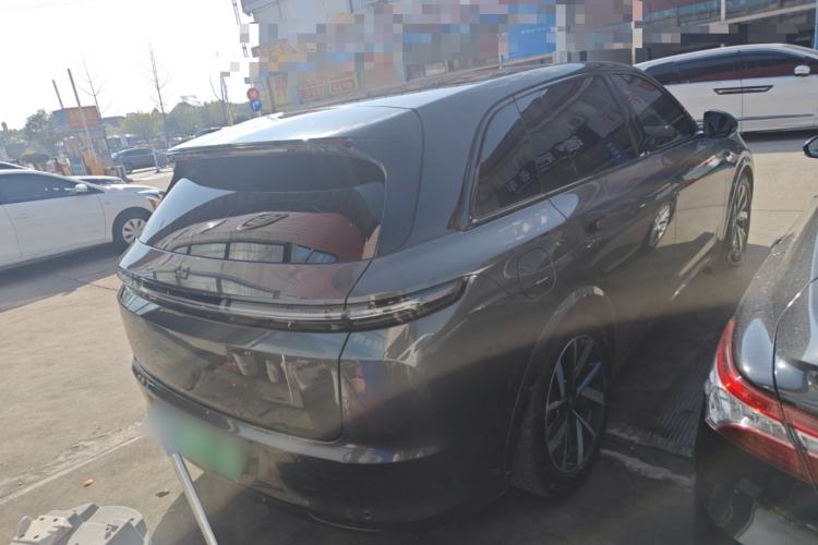 Used Li Auto L7 2023 Pro Model
