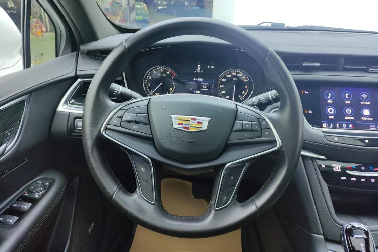 Used Cadillac XT5 2021 28T Luxury Version
