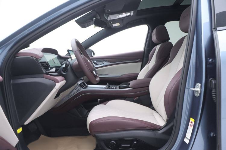 Used BYD Seal 2023 DM-i 1.5T 121km Flagship Model
