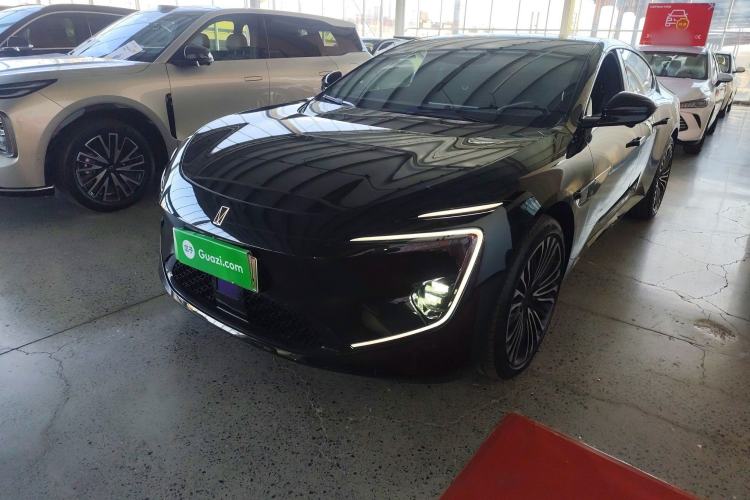 Used  12 2025 Ultra Extended-Range Edition