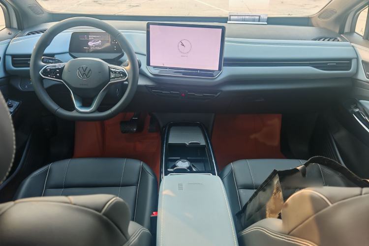 Used Volkswagen ID.4 X 2025 Smart Version Pure & Intelligent Enjoyment Edition
