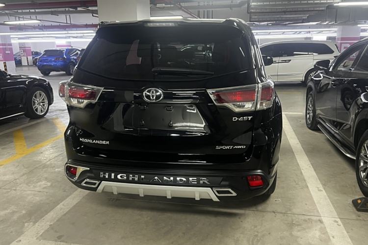 Used Toyota Highlander 2017 2.0T Four-Wheel Drive Luxury Edition 7 Seats
