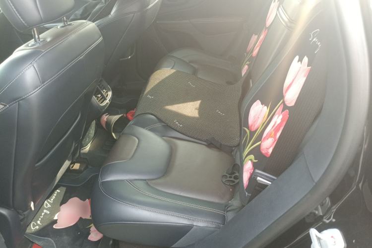 Used Jeep Cherokee 2016 2.4L Leading Edition
