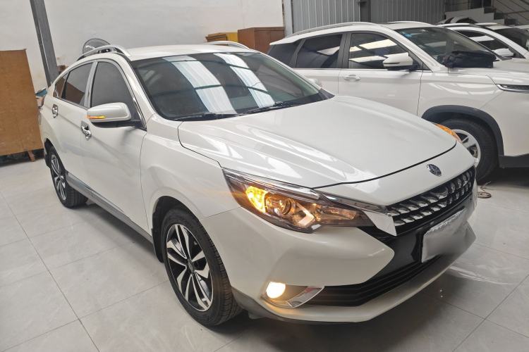 Used Venucia T90 2018 2.0L CVT Smart Connect Fashion Edition China VI Standard
