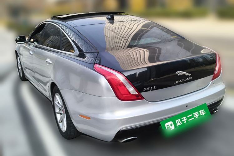 Used Jaguar XJ 2016 XJL 2.0T Two-Wheel-Drive Elegant Business Edition

