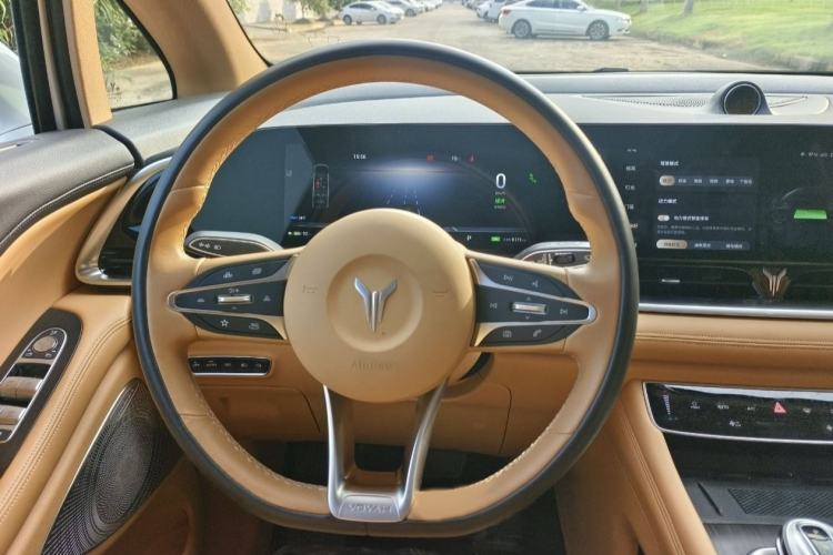 Used VOYAH Dream 2024 PHEV Extended-Range Premium Edition