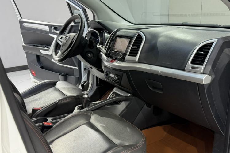 Used  Refine S3 2016 1.5L Manual Luxury Smart Version
