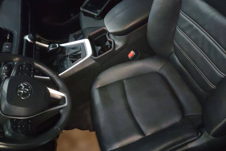 Used Toyota RAV4 2022 2.0L CVT Two-Wheel Drive Fashion Plus Edition
