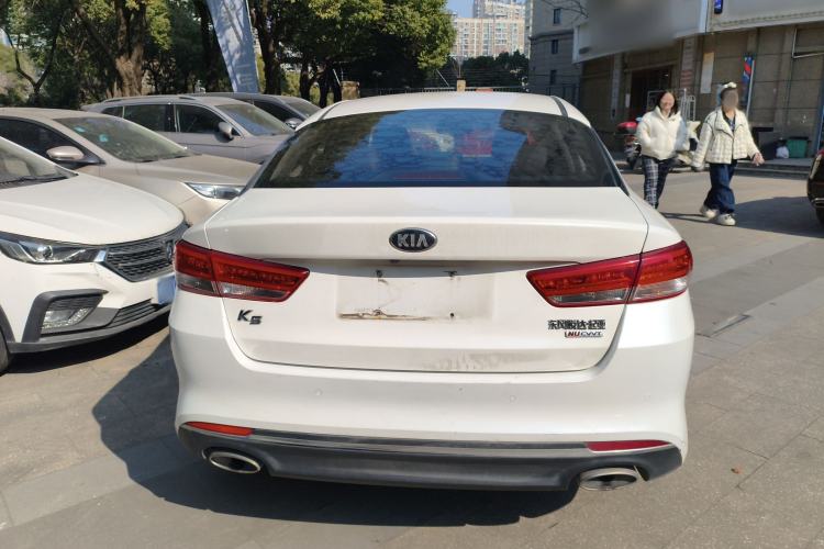 Used Kia K5 2017 2.0L Automatic 15th Anniversary Special Edition LUX
