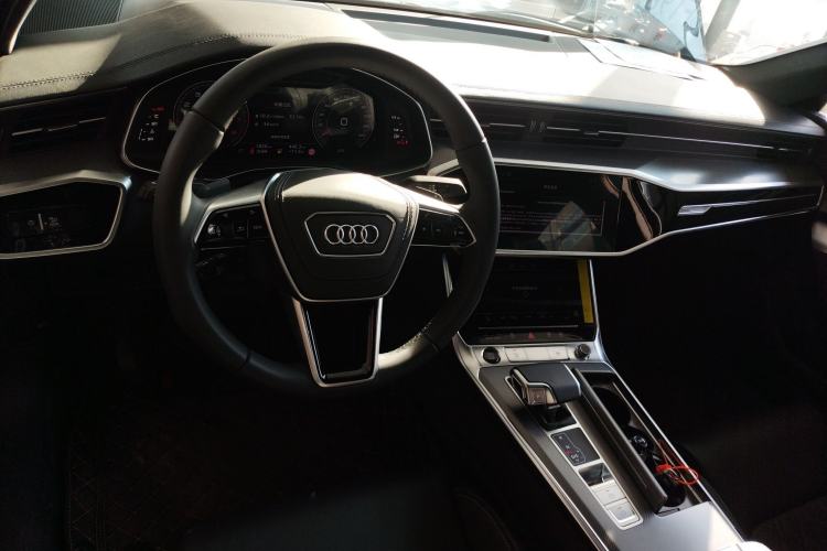 Used Audi A6L 2025 Revised 45 TFSI Prestige Dynamic Edition