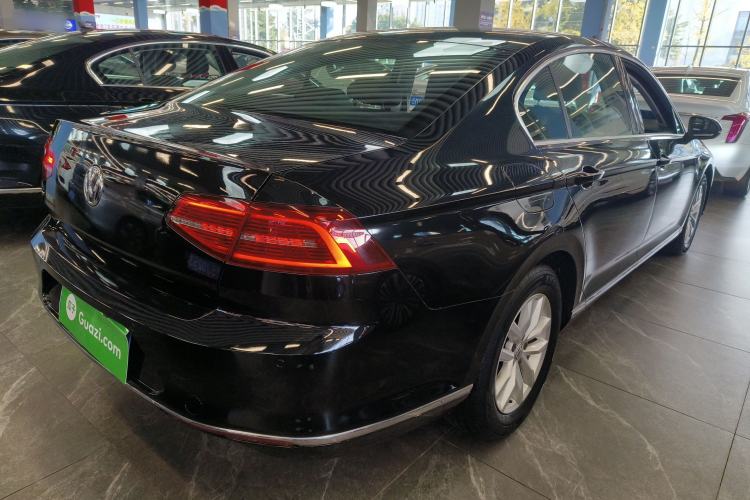 Used Volkswagen Magotan 2018 280TSI DSG Comfort Model