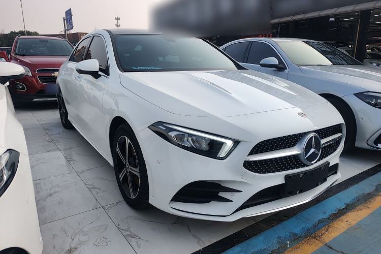 Used Mercedes-Benz A-Class 2022 Second Facelift A 200 L Sport Sedan Fashion Version