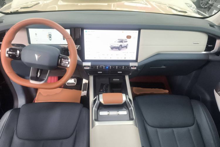 Used  G318 2024 Four-Wheel Drive Comfort Edition
