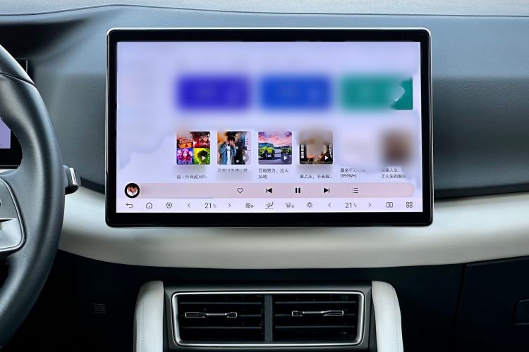 Used BYD Yuan UP 2025 Intelligent Driving Version 401 km Leading Edition