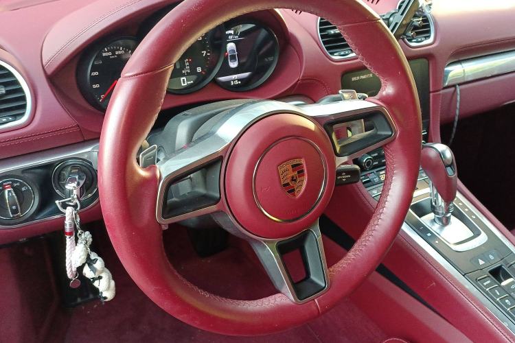 Used Porsche 718 2022 Boxster 2.0T
