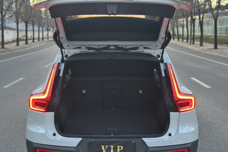 Used Volvo XC40 2021 T4 4x4 SmartDrive Fashion Edition
