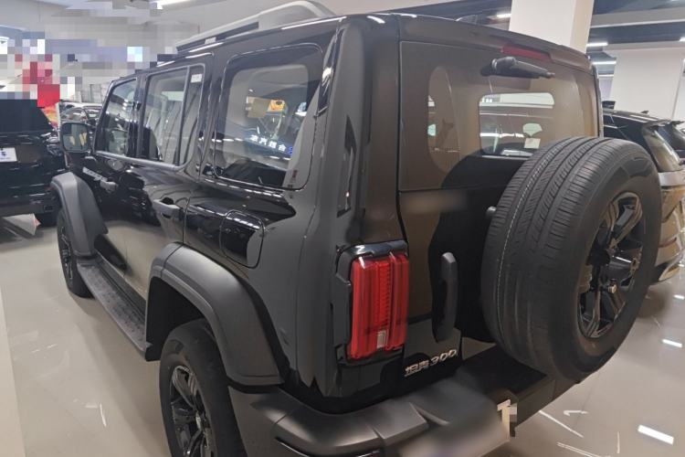 Used Tank 300 2025 2.0T Conqueror