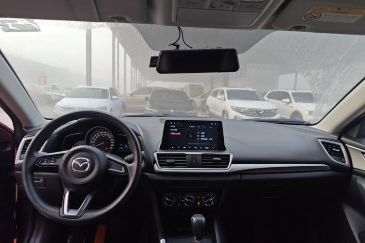 Used Mazda Mazda 3 Axela 2019 Cloud-Controlled Version Sedan 1.5L Automatic Comfort Trim China VI Standard
