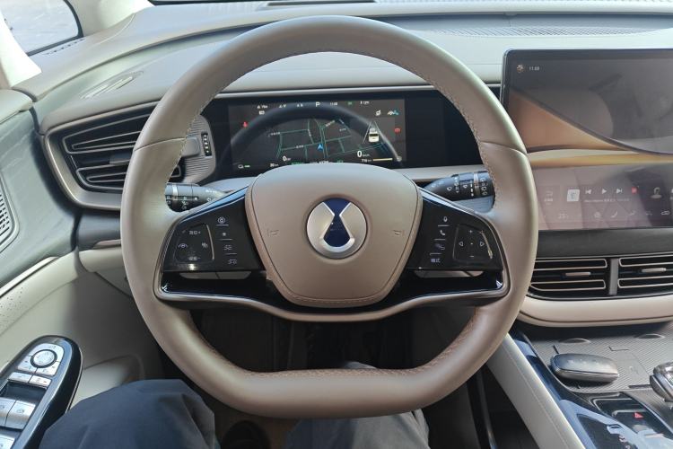 Used Denza D9 2022 DM-i 970 Four-Wheel Drive Flagship Model