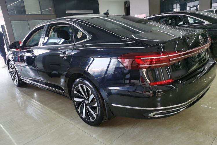 Used Volkswagen Passat 2022 330TSI Starry Luxury Edition