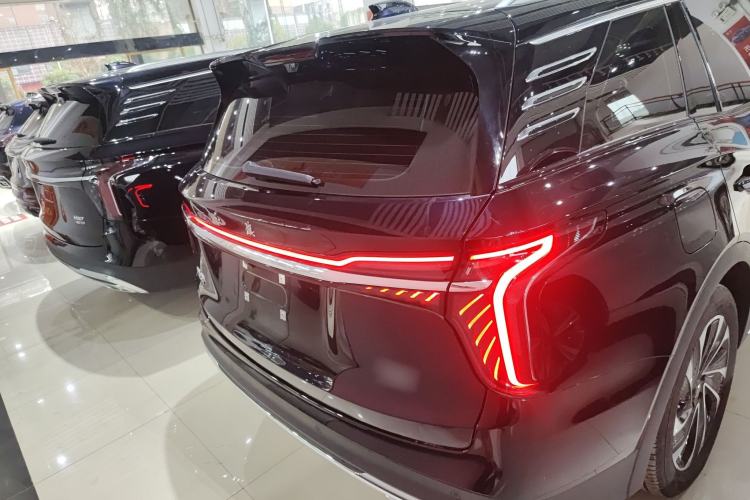 Used Hongqi HS7 PHEV 2024 2.0T PHEV Four-Wheel Drive Flagship Edition 6 Seats
