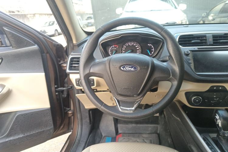 Used Ford Escort 2015 1.5L Automatic Comfort Model
