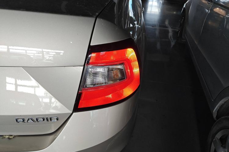 Used Skoda Rapid 2019 1.5L Automatic Comfort Edition China VI Standard
