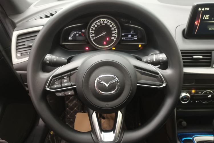 Used Mazda CX-4 2018 2.0L Automatic Two-Wheel Drive Blue Sky Exploration Version China V Standard