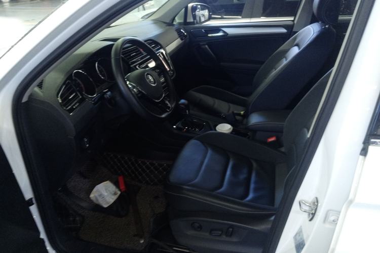 Used Volkswagen Tiguan L 2018 Revised Version 330TSI Automatic Two-Wheel Drive Comfort Edition
