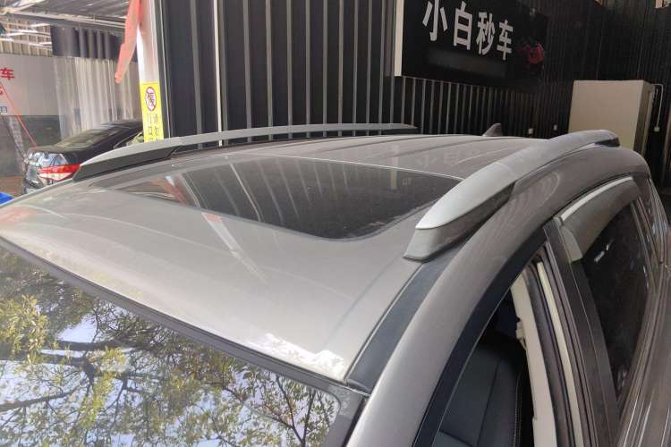 Used Toyota RAV4 2015 2.0L CVT Two-Wheel Drive Fashion Edition
