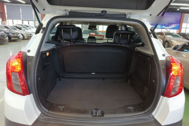 Used Buick Encore 2015 1.4T Automatic Two-Wheel Drive Urban Elite Version
