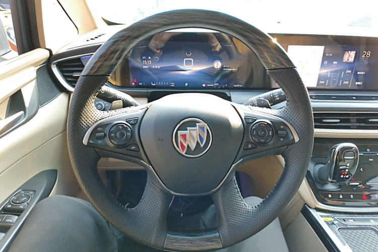 Used Buick GL8 2023 ES Lu Zun Deluxe and Yue Edition