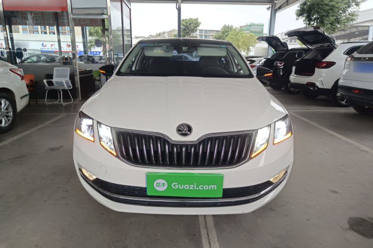 Used Skoda Octavia 2018 TSI280 DSG Luxury Edition
