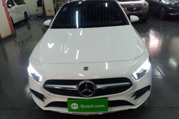 Used Mercedes-Benz A-Class 2022 Revised Version A 200 L Sport Sedan Fashionable Style
