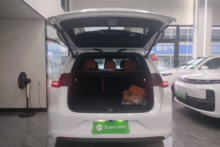 Used Li Auto L6 2024 PRO Model
