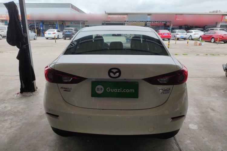 Used Mazda Mazda 3 Axela 2016 Sedan 1.5L Automatic Comfort Model
