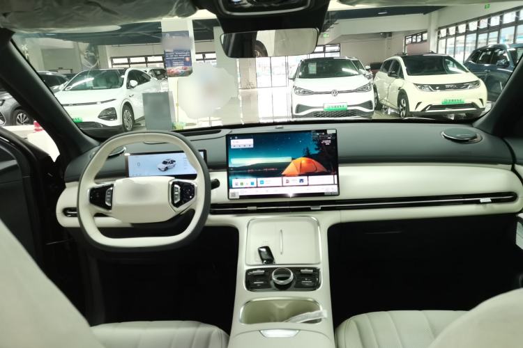 Used  Galaxy Xingjian 7 EM-i 2025 120km Exploration+ Version
