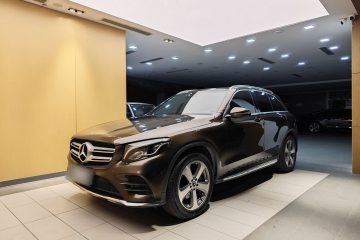 Used Mercedes-Benz GLC 2017 GLC 260 4MATIC Luxury Model