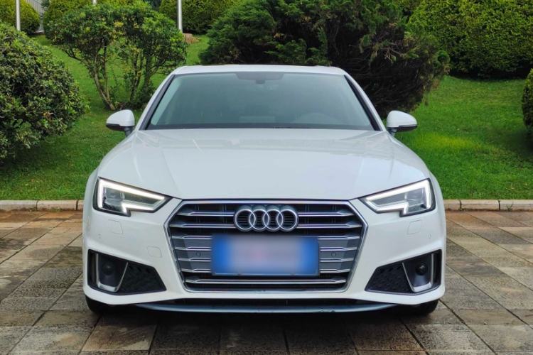 Used Audi A4L 2019 40 TFSI Fashion Edition China VI Emission Standard
