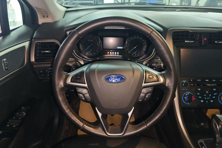 Used Ford Mondeo 2013 2.0L GTDi 200 Fashion Edition
