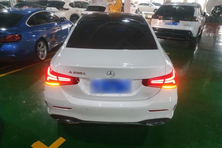 Used Mercedes-Benz A-Class 2022 Revised Version A 200 L Sport Sedan Fashionable Style