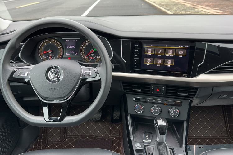 Used Volkswagen Passat 2020 280TSI Business Edition China VI Standard
