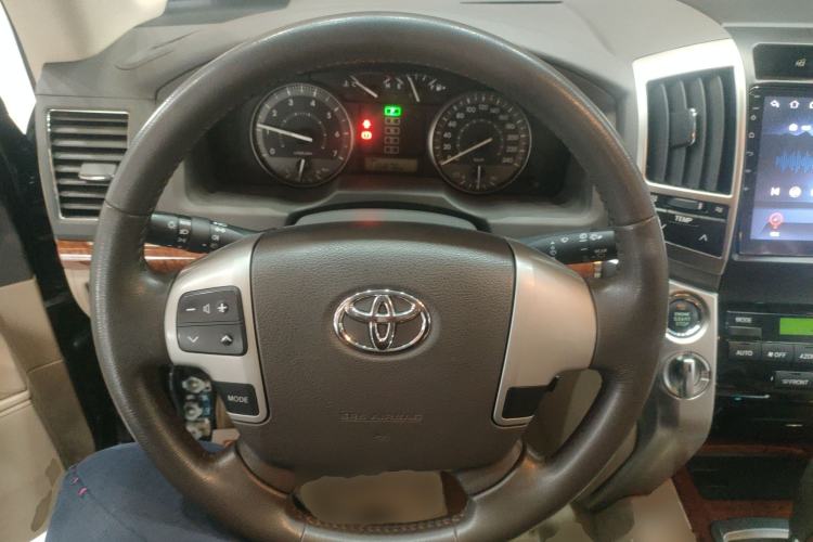 Used Toyota Land Cruiser 2012 4.0L Automatic VX