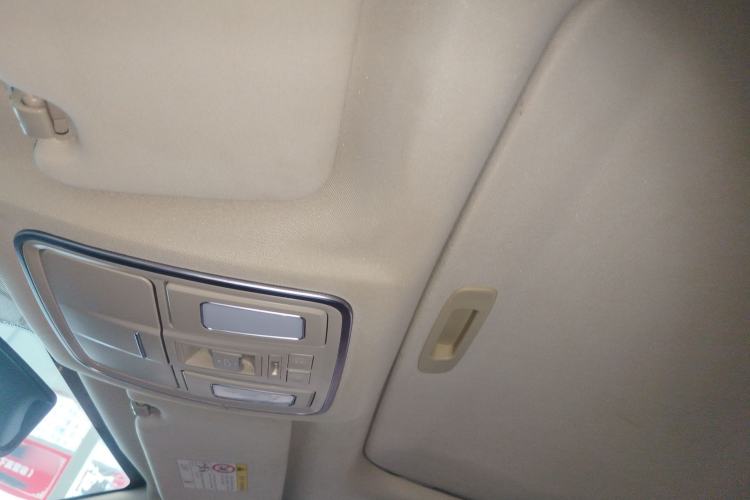 TDK.VehicleDetails.img