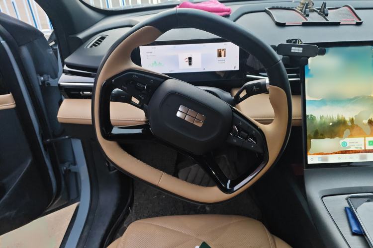 Used  L6 2024 125km PLUS Dragon Edition
