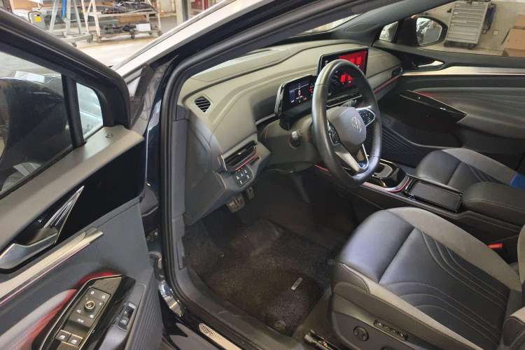 Used Volkswagen ID.4 CROZZ 2022 Long-Range Lite PRO Edition
